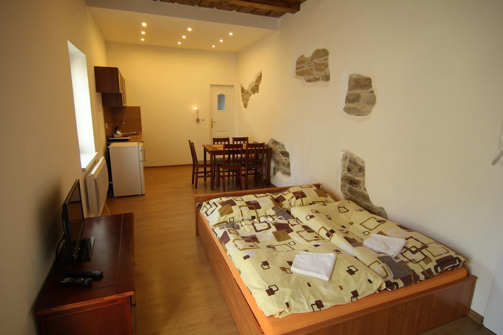Apartment Ostružná Habitación foto